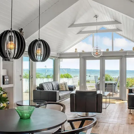 Michel - 25m From The Sea By Interhome