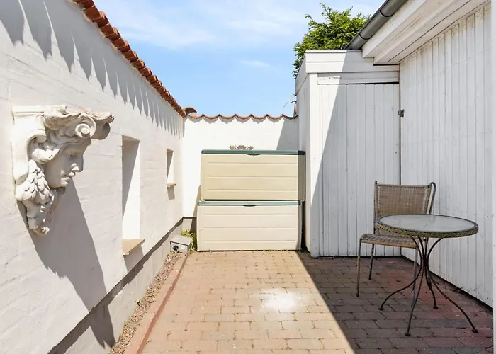 Holiday home Michel - 25m From The Sea By Interhome Ronde