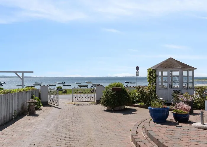 Michel - 25m From The Sea By Interhome * Ronde